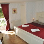 master bed room The Villa 02